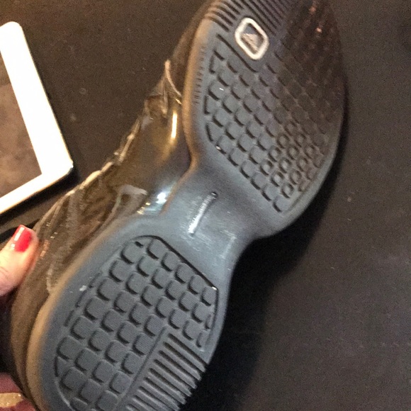 Men’s Size 9 Black Adidas Athletic Shoes 👟 - Picture 4 of 5